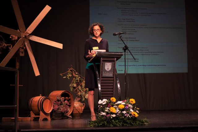 Zasedanje podeželskega parlamenta